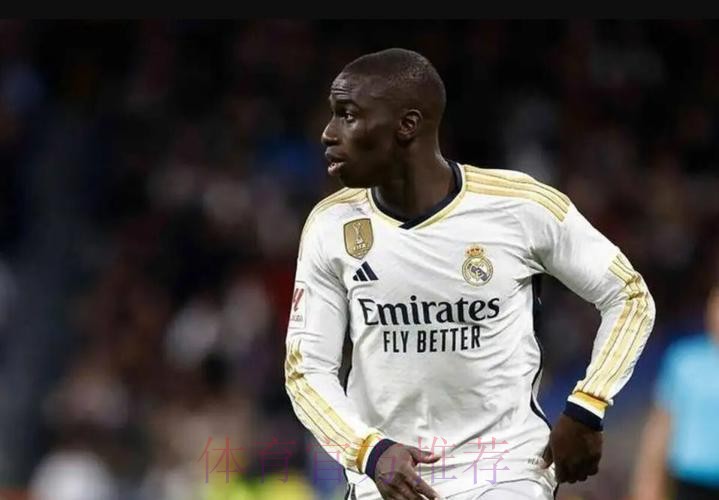 马卡:门迪恢复正常训练 战马竞有望直接重回首发 马卡:门迪恢复正常训练 战马竞有望直接重回首发